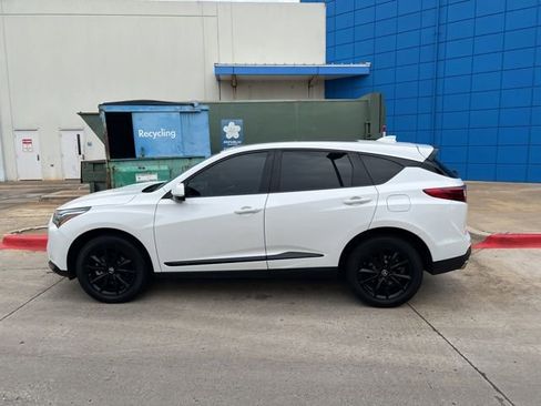 Used 2025 Acura RDX SH-AWD image 9