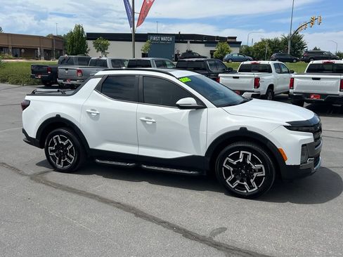 Used 2025 Hyundai Santa Cruz Limited AWD/4WD image 6