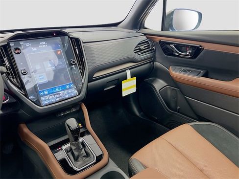 New 2025 Subaru Forester Touring image 25