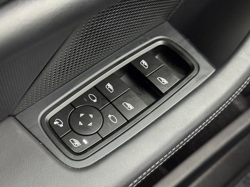 Used 2025 Porsche Taycan 4S w/ Premium Package image 18