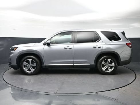 Certified 2024 Honda Pilot EX-L image 8