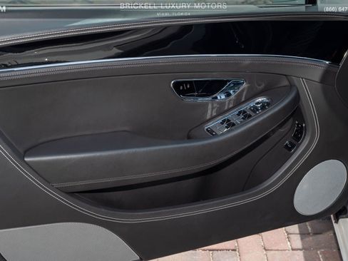 Used 2022 Bentley Continental GT image 18
