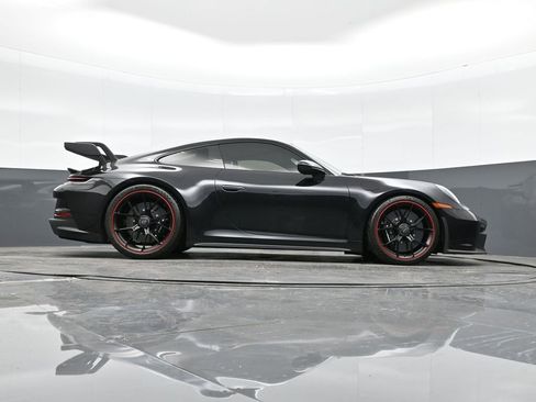 Certified 2022 Porsche 911 GT3 image 39