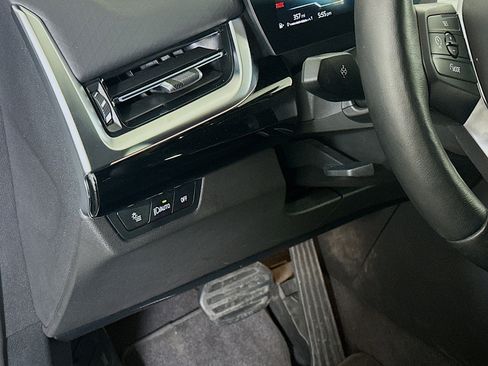 Used 2025 BMW X2 xDrive28i image 17