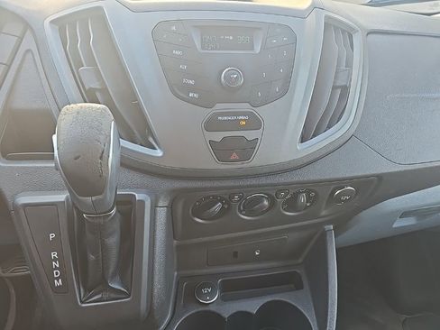 Used 2015 Ford Transit 250 130 Low Roof w/ Exterior Upgrade Package image 23