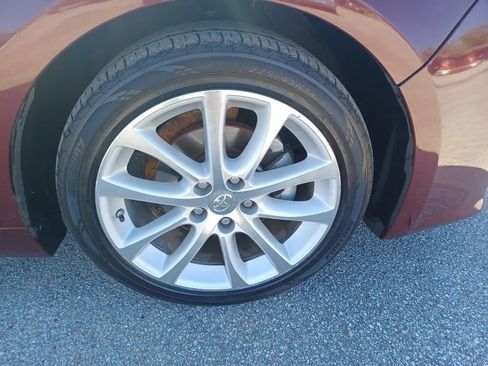 Used 2013 Toyota Avalon XLE Touring image 25