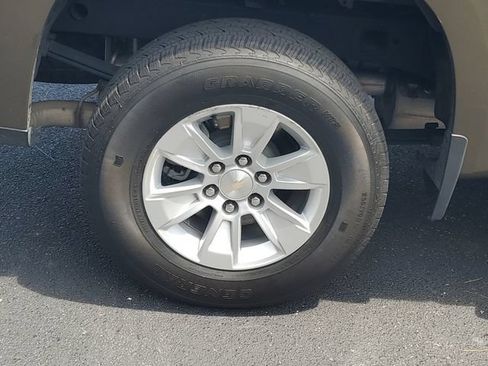 Certified 2024 Chevrolet Silverado 1500 LT AWD/4WD image 7