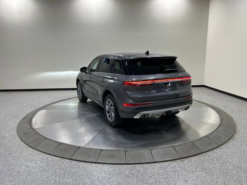 Certified 2024 Lincoln Corsair AWD w/ Towing Package image 9