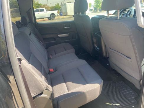 Used 2017 Chevrolet Silverado 1500 LT w/ All Star Edition AWD/4WD image 10