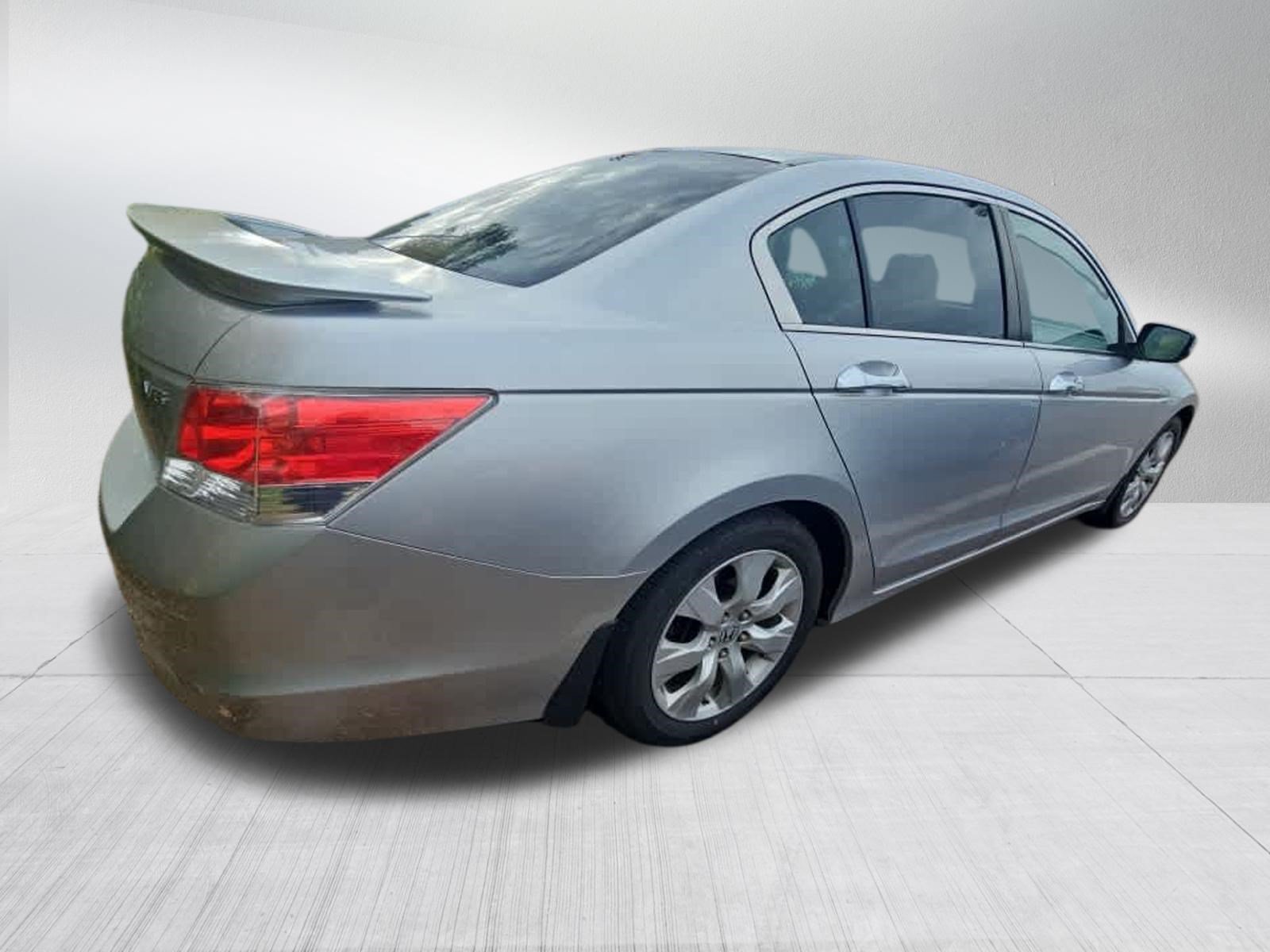 Used 2009 Honda Accord EX-L image 4
