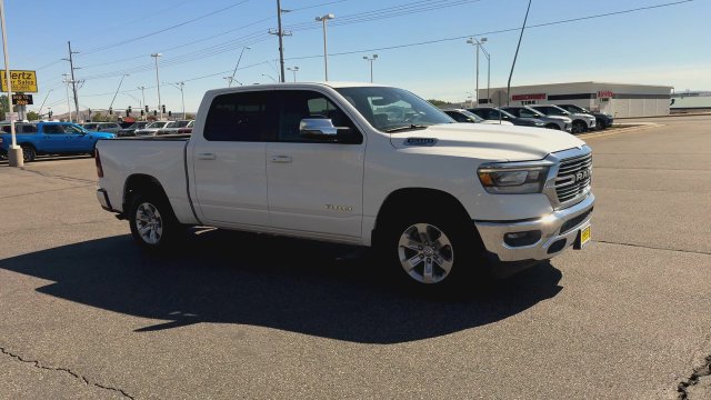 Used 2023 RAM 1500 Laramie AWD/4WD image 2