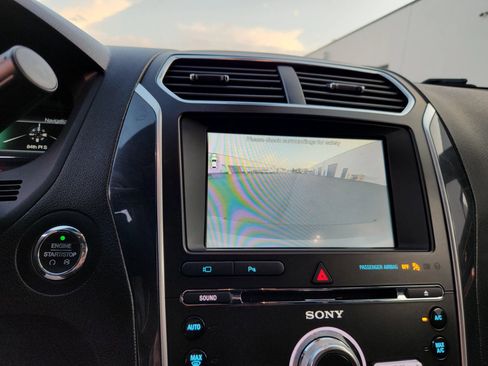 Used 2018 Ford Explorer Sport w/ Equipment Group 401A image 11