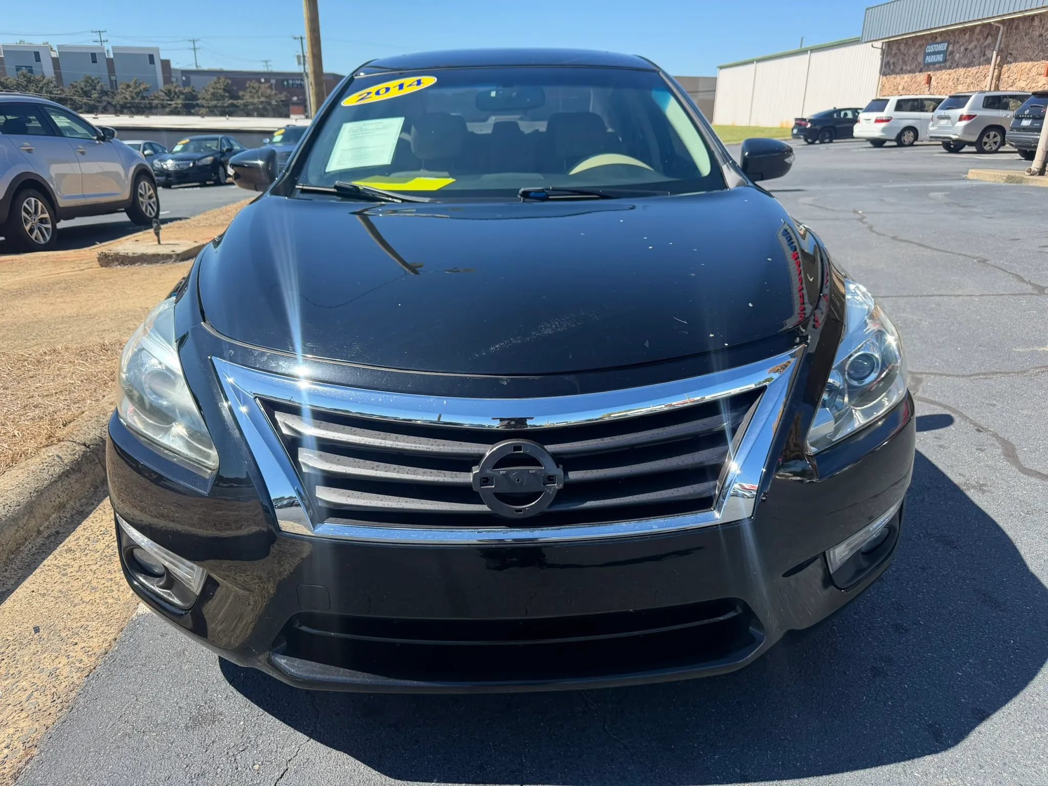 Used 2014 Nissan Altima 2.5 SV w/ Convenience Package FWD image 2
