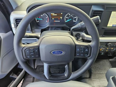 New 2025 Ford F250 XL w/ F-250 >10K GVWR Package image 12