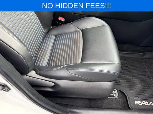 Used 2022 Toyota RAV4 XSE w/ XSE Grade Weather Package AWD/4WD image 28