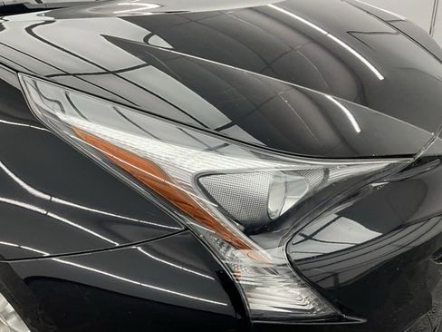 Used 2016 Toyota Prius Four w/ Advanced Technology Package image 20