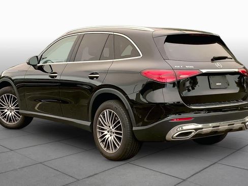 Used 2023 Mercedes-Benz GLC 300 4MATIC image 12