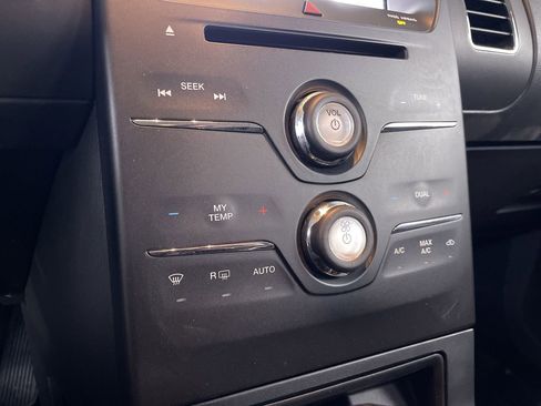 Used 2019 Ford Flex SEL w/ Equipment Group 202A image 16