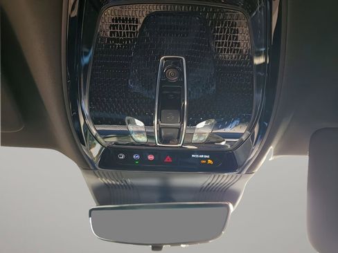 New 2026 Cadillac Vistiq Sport w/ LPO, Floor Liner Package image 42