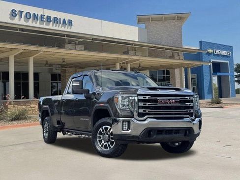 Used 2023 GMC Sierra 2500 SLE w/ SLE Value Package; AWD/4WD image 2