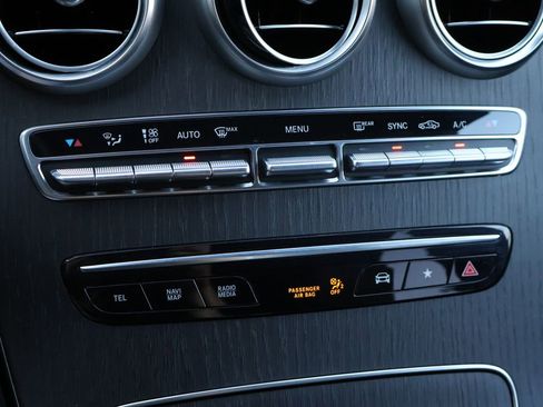 Certified 2022 Mercedes-Benz GLC 300 4MATIC image 26