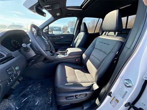 Certified 2026 Honda Ridgeline Black Edition image 16