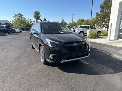 Used 2023 Subaru Forester Touring AWD/4WD image 7