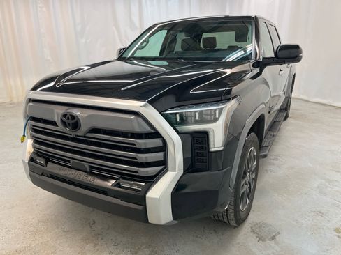 Used 2023 Toyota Tundra Limited image 1