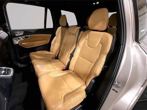 Certified 2024 Volvo XC90 B6 Ultimate image 27