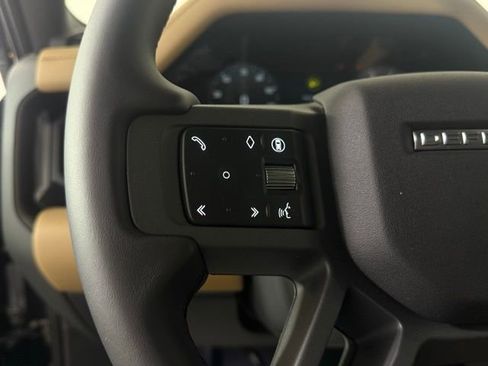 New 2026 Land Rover Defender 110 X-Dynamic SE image 36