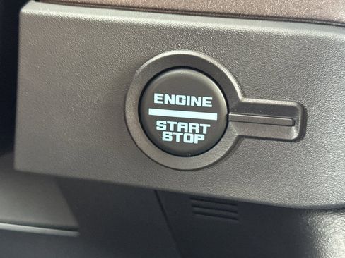 New 2026 Ford Bronco Badlands AWD/4WD image 23