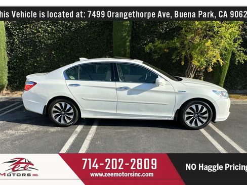 Used 2015 Honda Accord Touring image 5