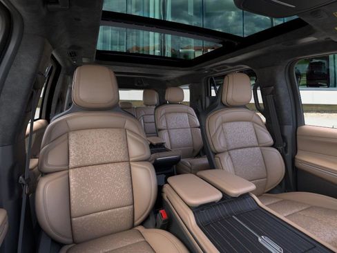 New 2025 Lincoln Navigator Black Label image 10