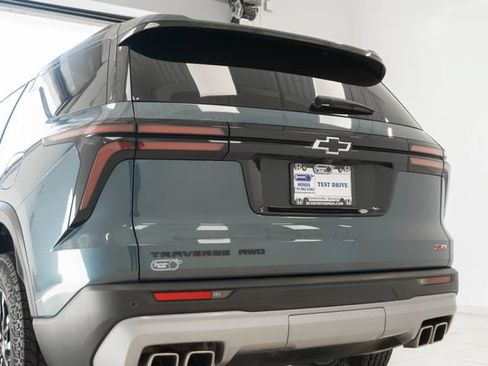 Used 2024 Chevrolet Traverse Z71 AWD/4WD image 28