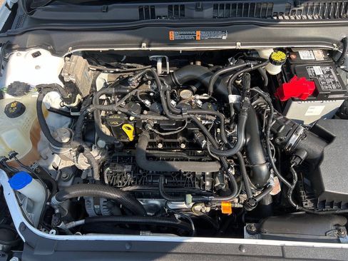 Used 2020 Ford Fusion SE FWD image 17
