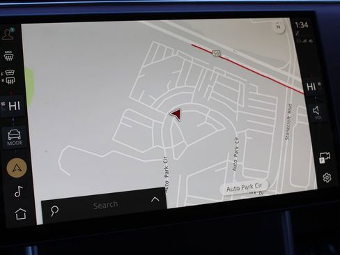 Used 2024 Land Rover Range Rover SE image 20