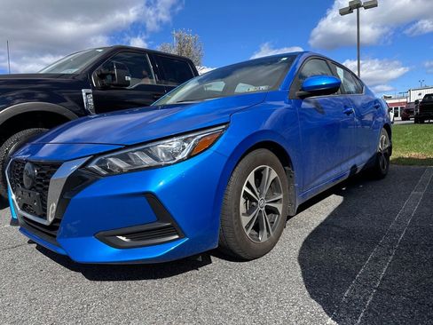 Used 2021 Nissan Sentra SV image 2