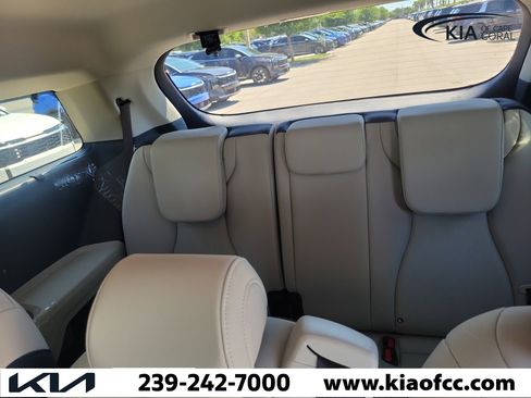 New 2026 Kia Carnival EX FWD image 16
