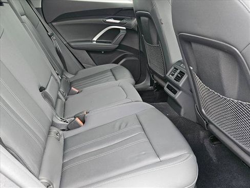 Used 2025 Audi Q5 Premium w/ Convenience Package AWD/4WD image 20