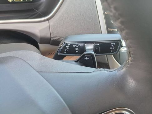 Certified 2023 Lincoln Nautilus AWD w/ Premium Package image 22