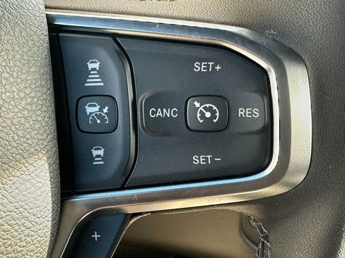 New 2026 RAM 1500 Big Horn AWD/4WD image 13