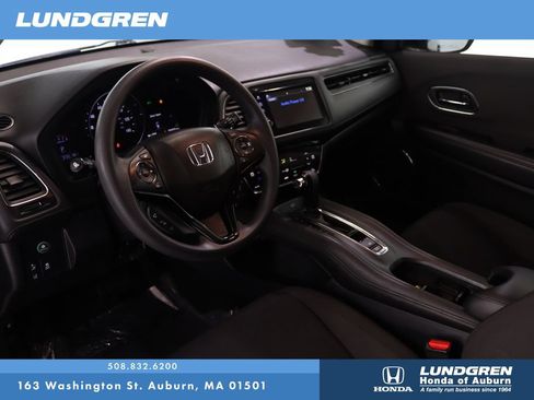 Certified 2019 Honda HR-V EX image 4