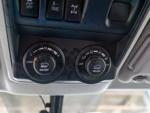 Used 2019 Toyota 4Runner TRD Off-Road Premium image 41