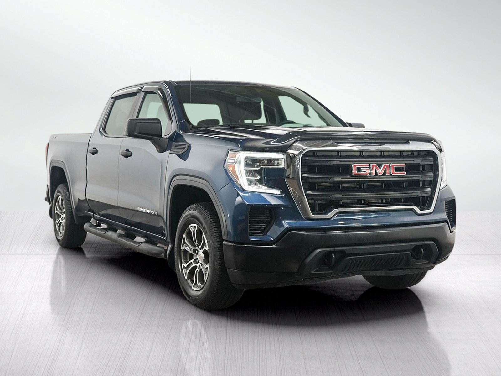 Used 2019 GMC Sierra 1500 4x4 Crew Cab w/ Convenience Package image 7