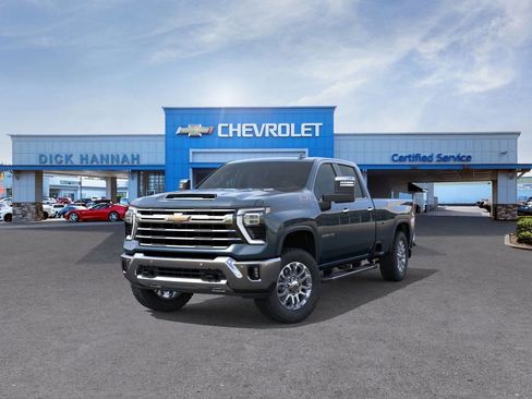 New 2026 Chevrolet Silverado 3500 LTZ w/ LTZ Premium Package image 9