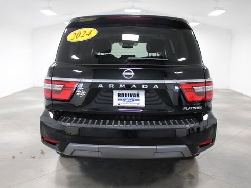 Used 2024 Nissan Armada Platinum w/ Captain's Chairs Package image 8
