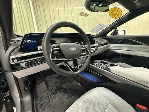 Used 2024 Cadillac Lyriq Luxury w/ LPO, Floor Liner Package image 24