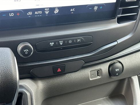 New 2026 Ford Transit 250 148 Medium Roof w/ Load Area Protection Package image 19