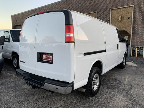 Used 2020 Chevrolet Express 2500 w/ Driver Convenience Package image 5