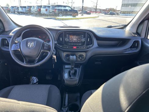 Used 2022 RAM ProMaster City Base w/ Lights & Wheels Group image 22